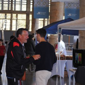 STAND ALEJANDRO 2