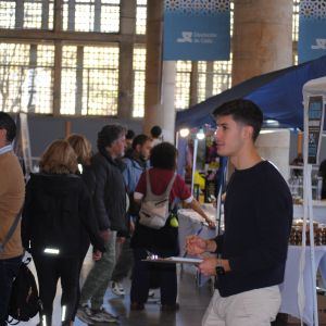 STAND ALEJANDRO 3