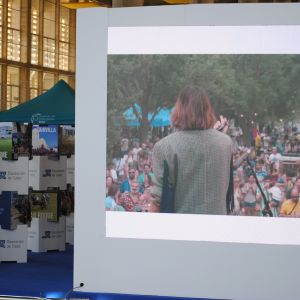 STAND INSTITUCIONAL 2