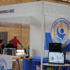 STAND WATERPOLO